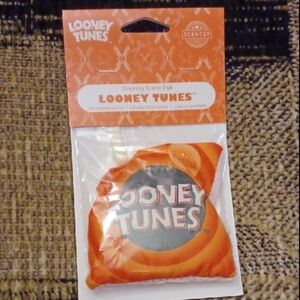 4/$60 New Looney Tunes Orange Scent Pak by Scentsy